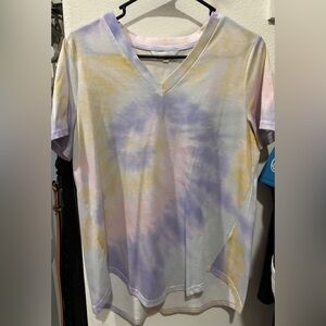 4 Tie-Dye V-Neck T-Shirts